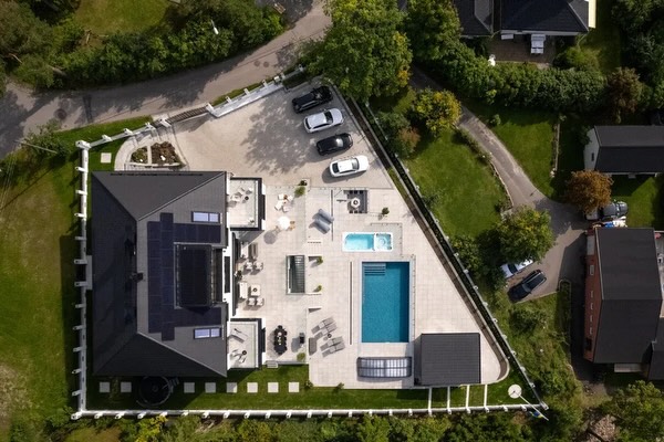 Flygvy över villa